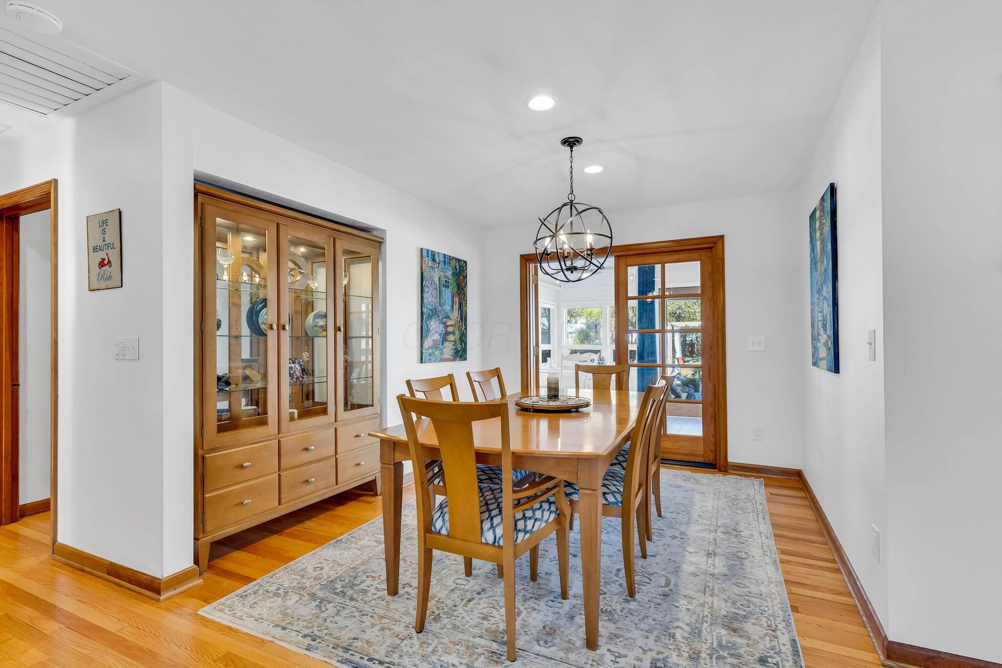 122 Brevoort Road Columbus, OH 43214 - Photo 7 of 61 07-Dining Area