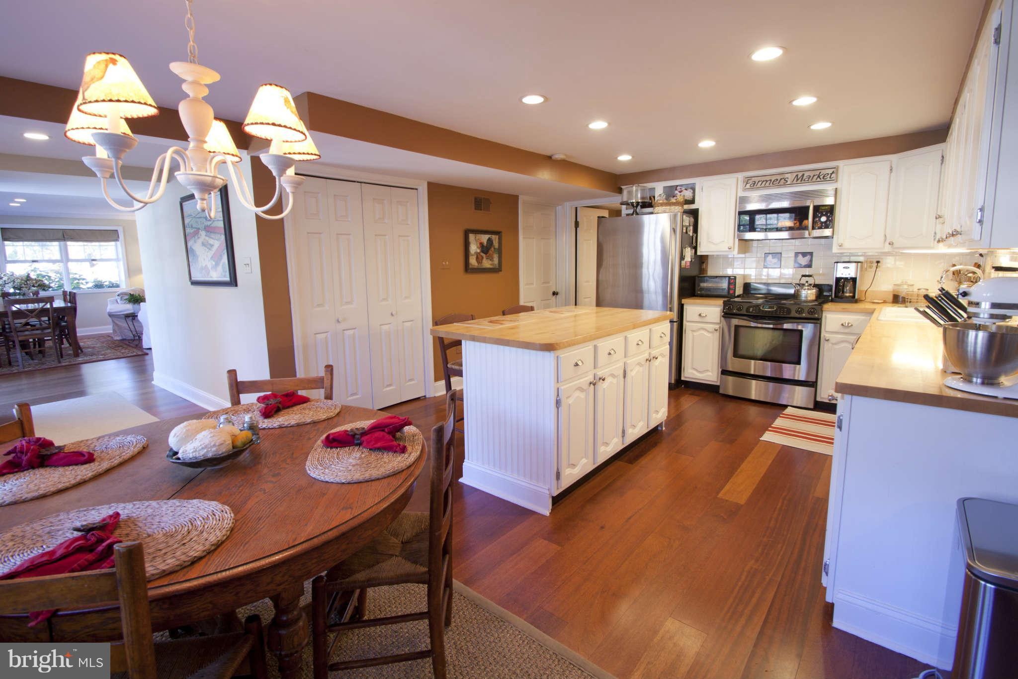 604 Amoss Road Severna Park, MD 21146 - Photo 5 of 29 Kitchen