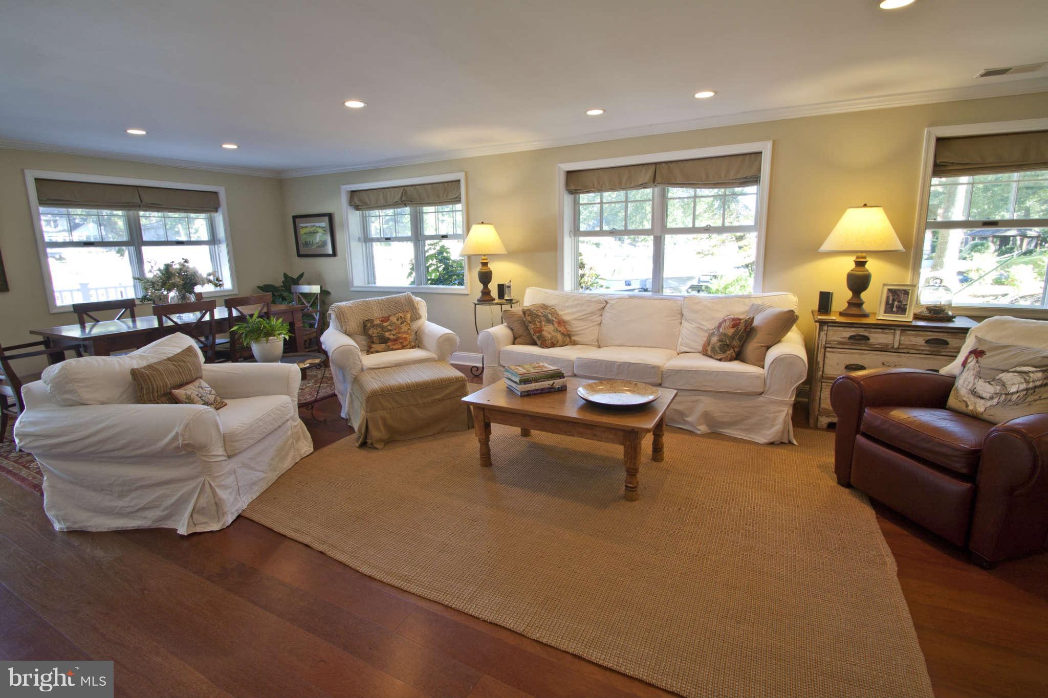604 Amoss Road Severna Park, MD 21146 - Photo 10 of 29 Living Room