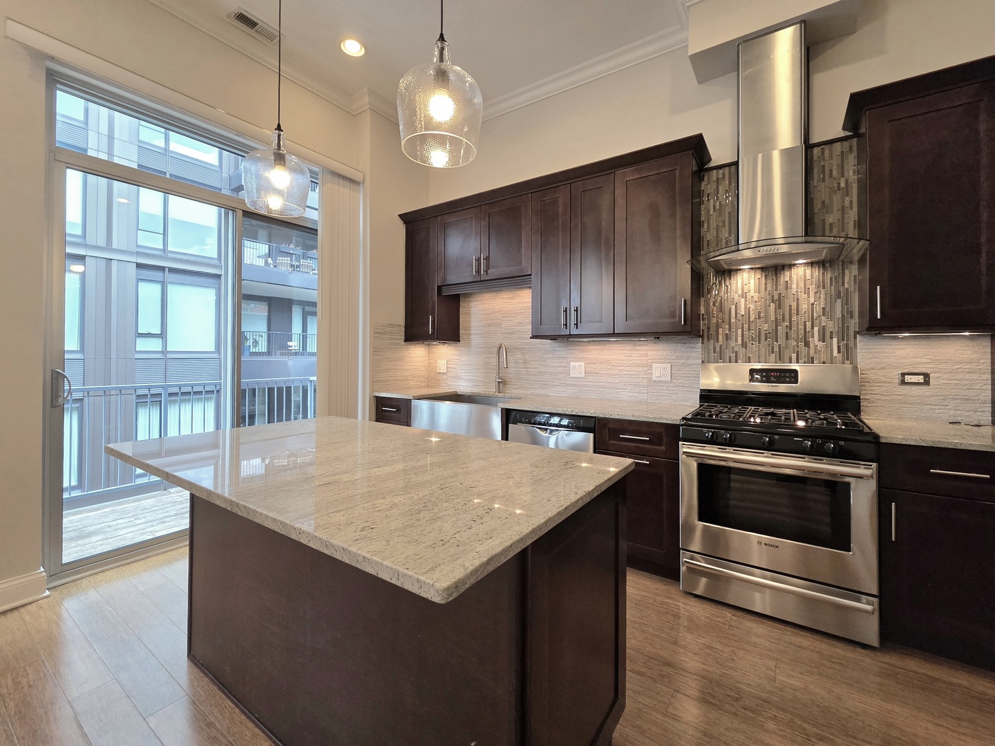 4 North Aberdeen Street, Unit 403 Chicago, IL 60607 - Photo 10 of 23