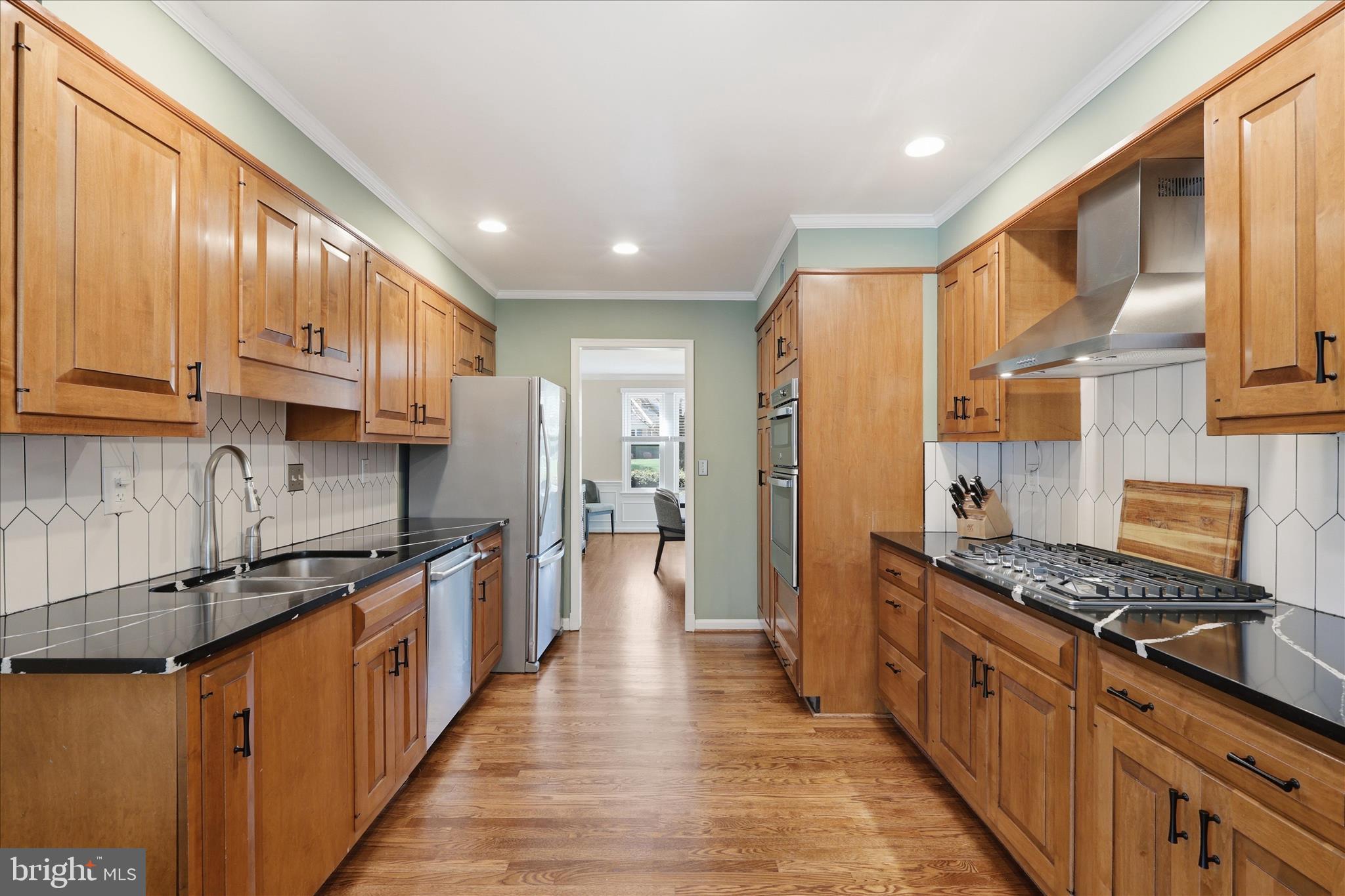 9708 Spring Ridge Lane Vienna, VA 22182 - Photo 11 of 56