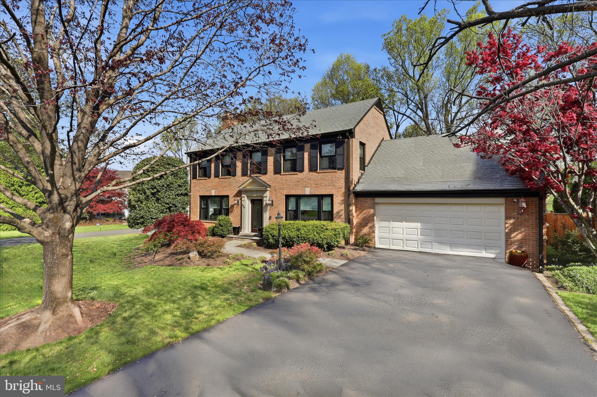9708 Spring Ridge Lane Vienna, VA 22182 - Photo 2 of 56