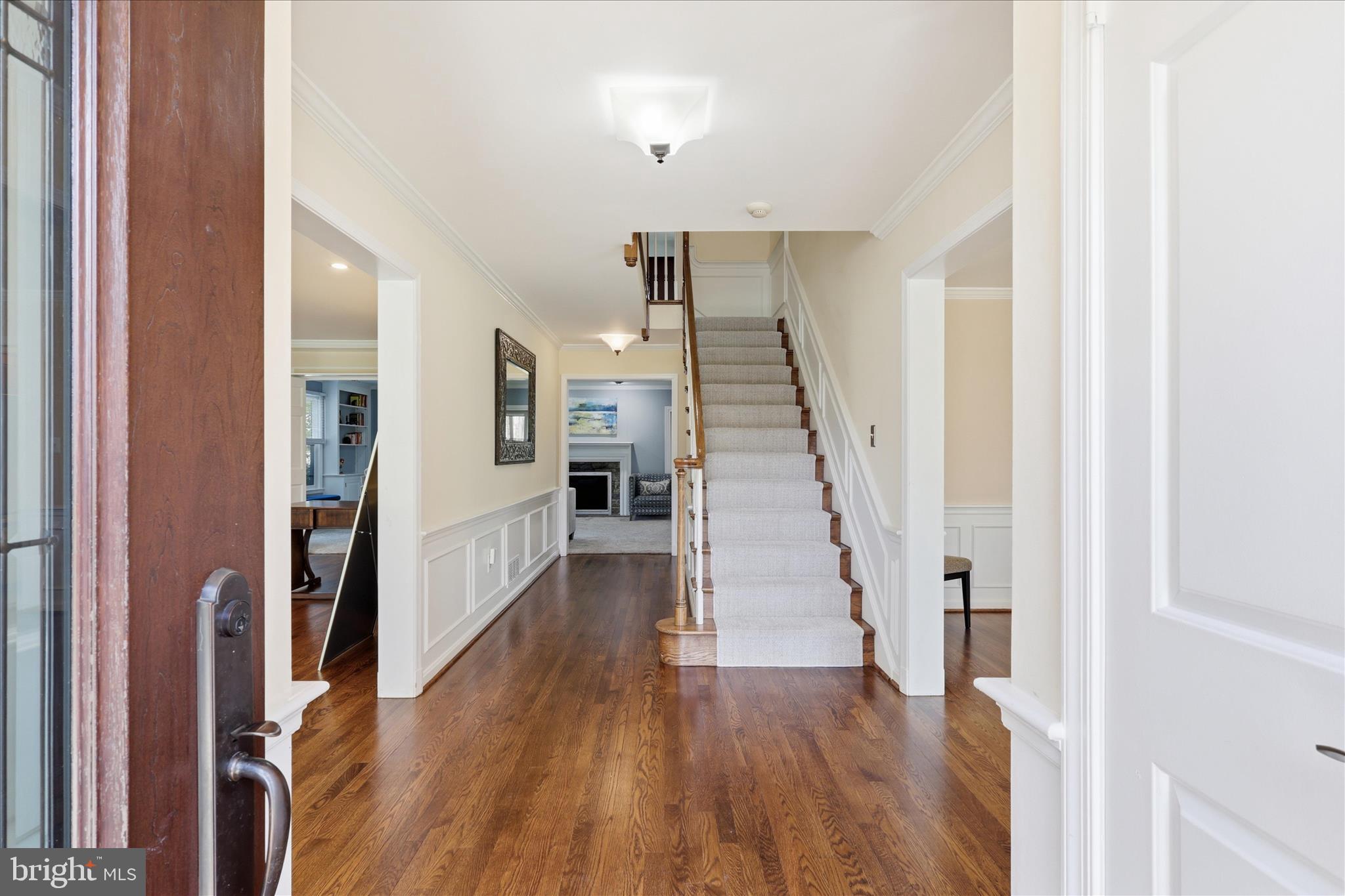 9708 Spring Ridge Lane Vienna, VA 22182 - Photo 5 of 56