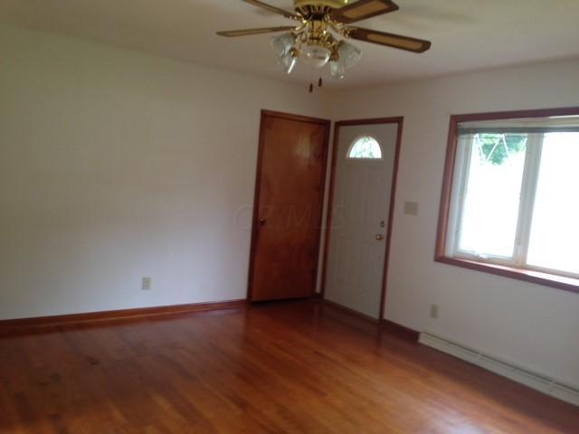 33 Hamburg Road Southwest Lancaster, OH 43130 - Photo 4 of 16 Gallery Image 4