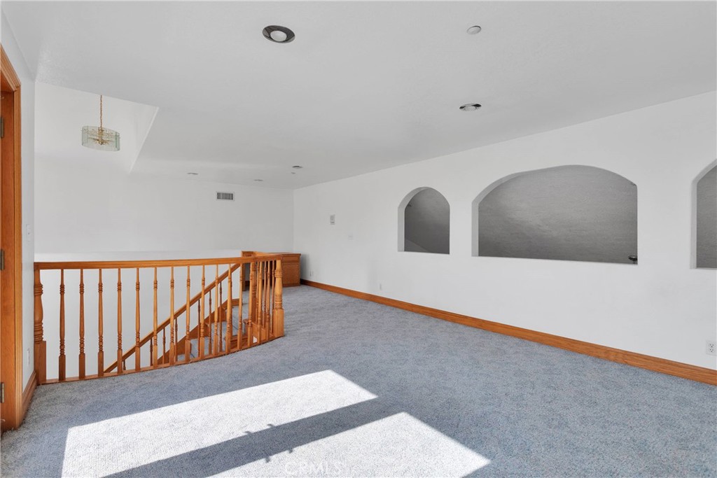 8381 White Road Phelan, CA 92371 - Photo 40 of 59 a view of entryway