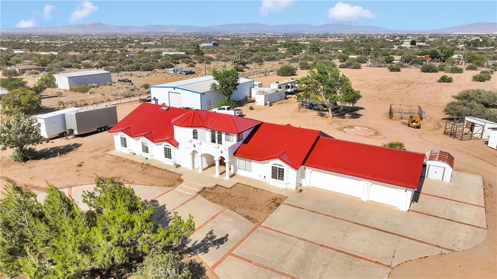 8381 White Road Phelan, CA 92371 - Photo 58 of 59 a view of a terrace with chairs and a ocean view