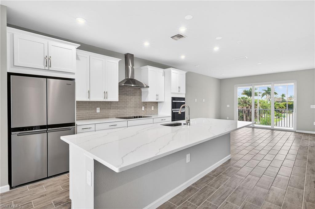 4646 Arboretum Circle, Unit 202 Naples, FL 34112 - Photo 3 of 25 Kitchen