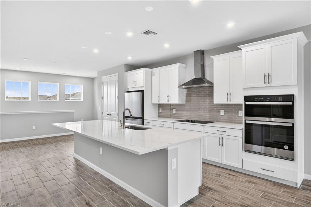 4646 Arboretum Circle, Unit 202 Naples, FL 34112 - Photo 7 of 25 Kitchen