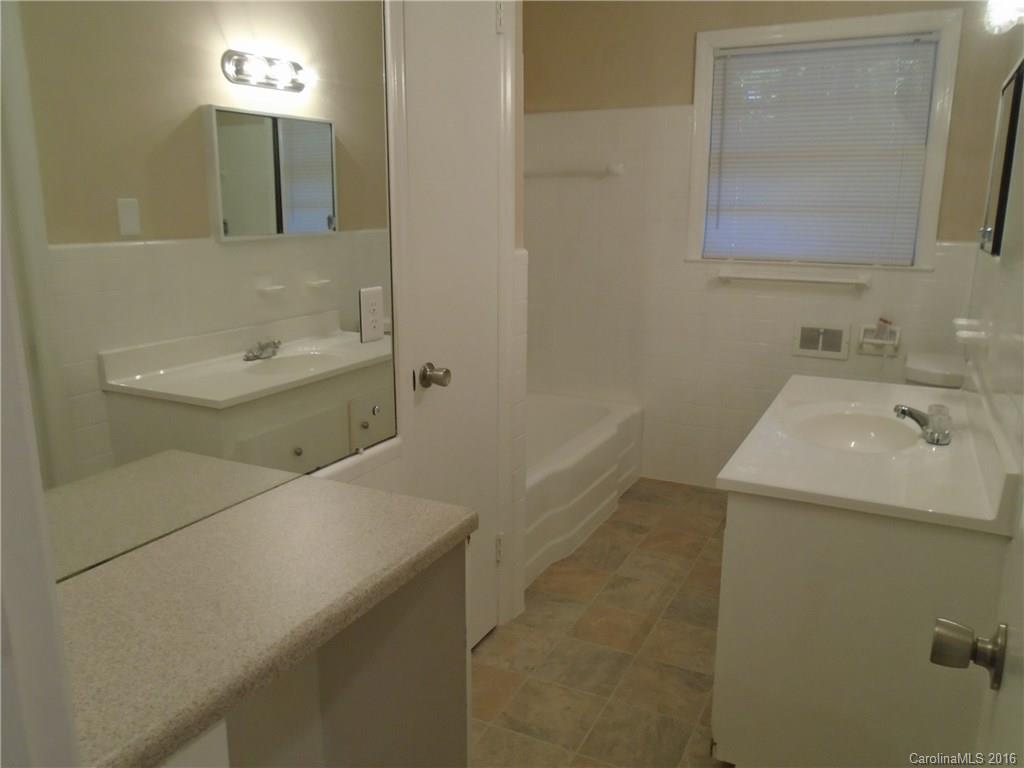 5351 Nations Ford Road Charlotte, NC 28217 - Photo 5 of 8 Gallery Image 5