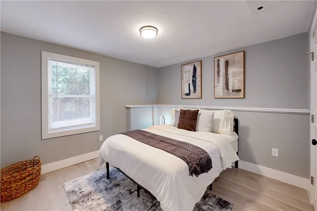 $2,350 | 44 Hall Street, Providence, RI 02904