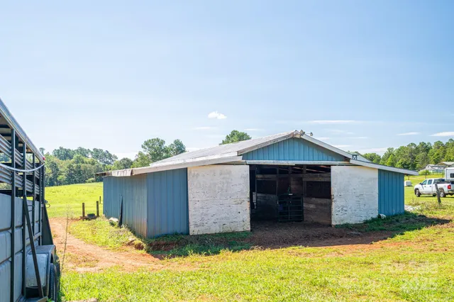 $489,900 | 448 Dave Peterson Lane, Vale, NC 28168