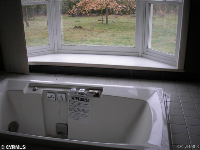 7050 Ledo Road Moseley, VA 23120 - Photo 9 of 12 Master Bath