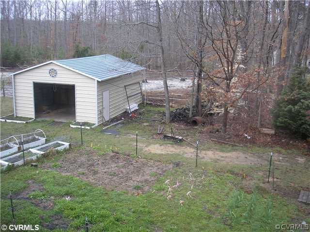 7050 Ledo Road Moseley, VA 23120 - Photo 10 of 12 Stable/Barn