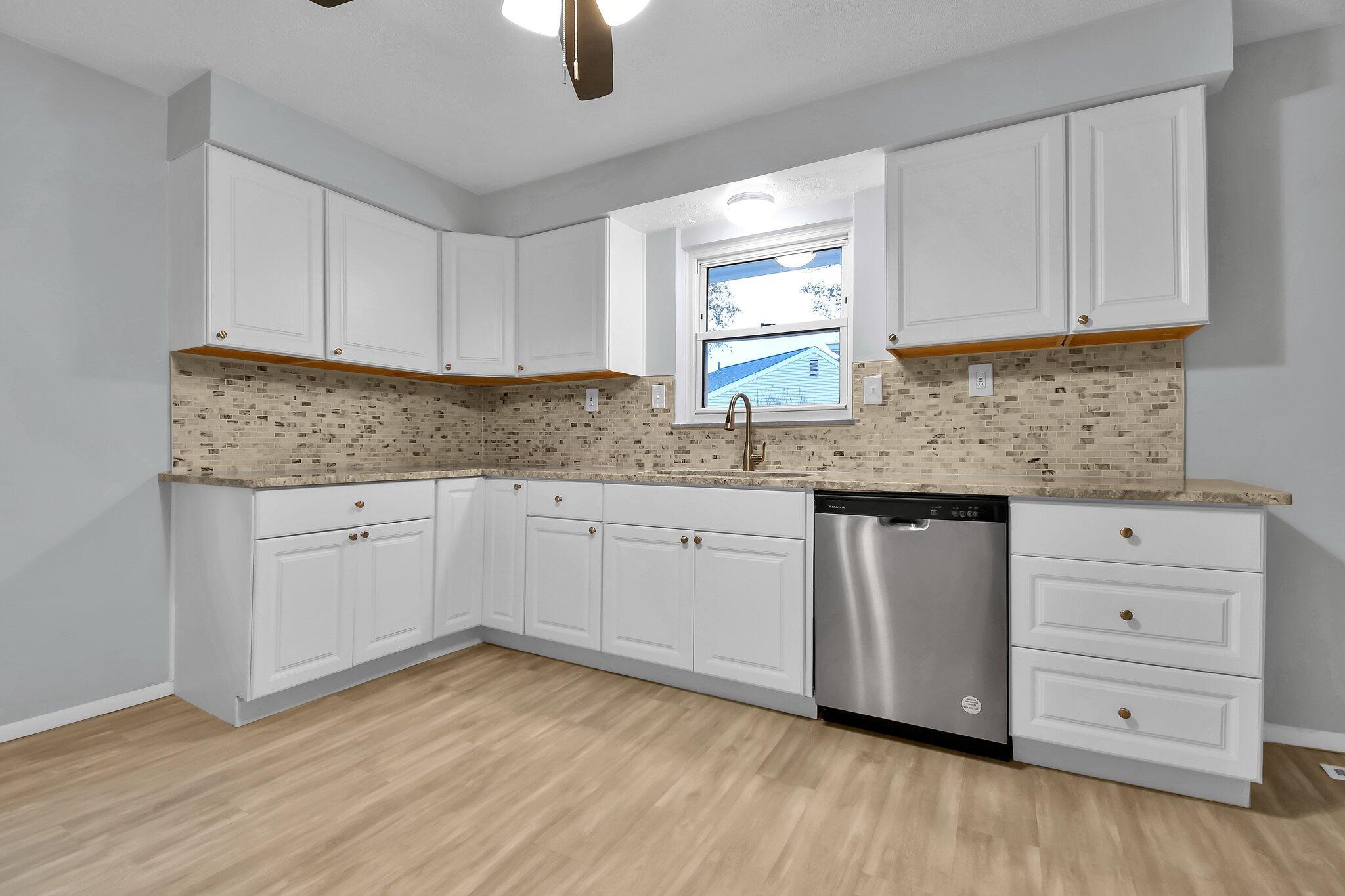 975 South Spring Road Westerville, OH 43081 - Photo 8 of 25 8