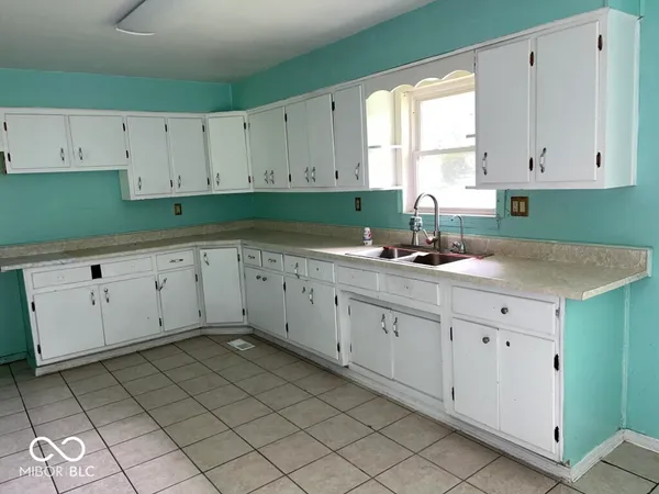 $178,900 | 8045 Briarwood Drive, Indianapolis, IN 46227