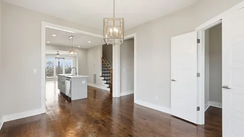 $529,900 | 1263 North Avondale Circle, Nashville, TN 37207