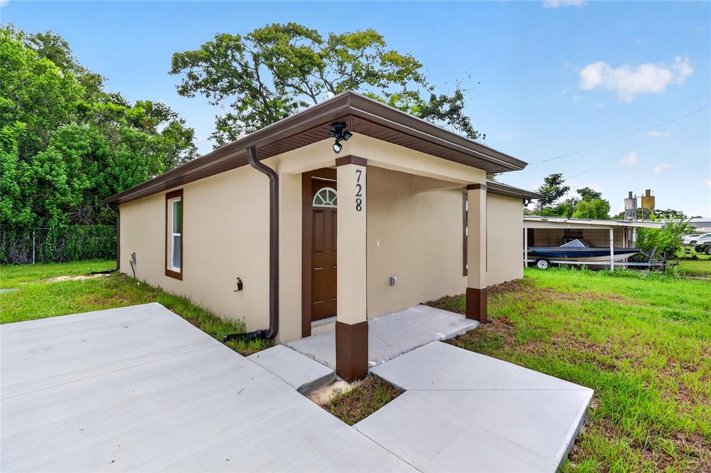 728 Henry Road Auburndale, FL 33823 - Photo 3 of 40 Gallery Image 3