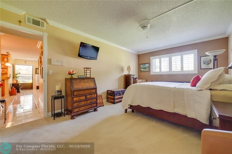 677 Trace Circle, Unit 102 Deerfield Beach, FL 33441 - Photo 13 of 31