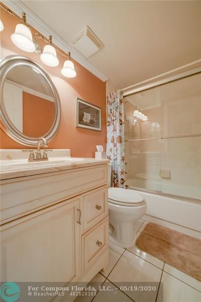 677 Trace Circle, Unit 102 Deerfield Beach, FL 33441 - Photo 20 of 31