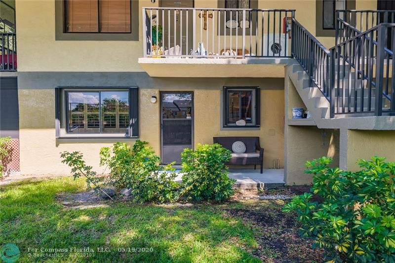 677 Trace Circle, Unit 102 Deerfield Beach, FL 33441 - Photo 26 of 31