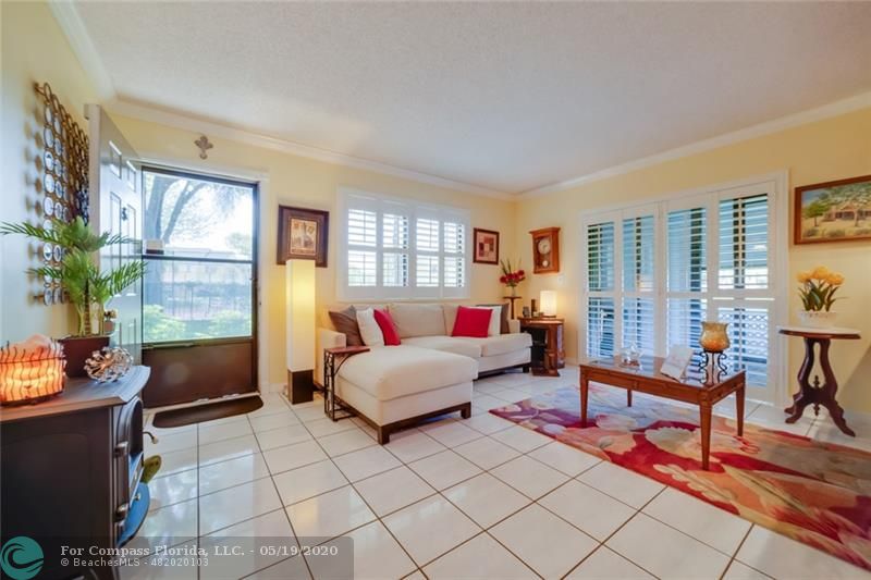 677 Trace Circle, Unit 102 Deerfield Beach, FL 33441 - Photo 8 of 31