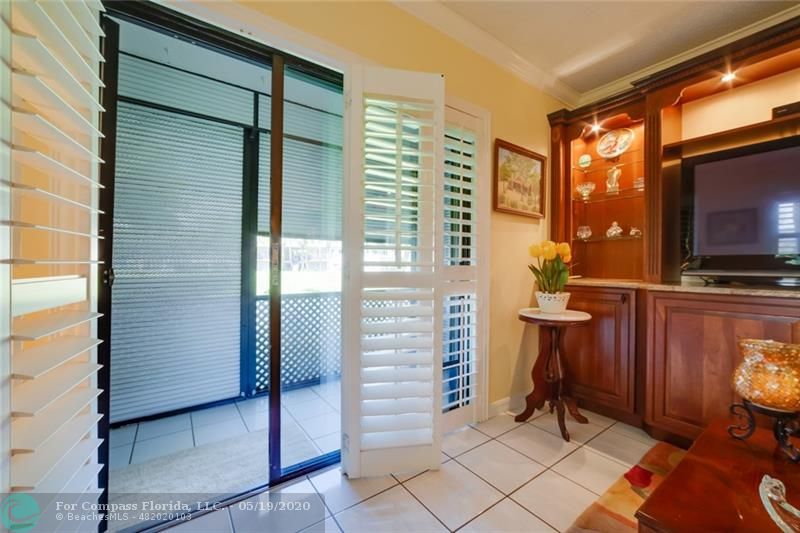 677 Trace Circle, Unit 102 Deerfield Beach, FL 33441 - Photo 10 of 31