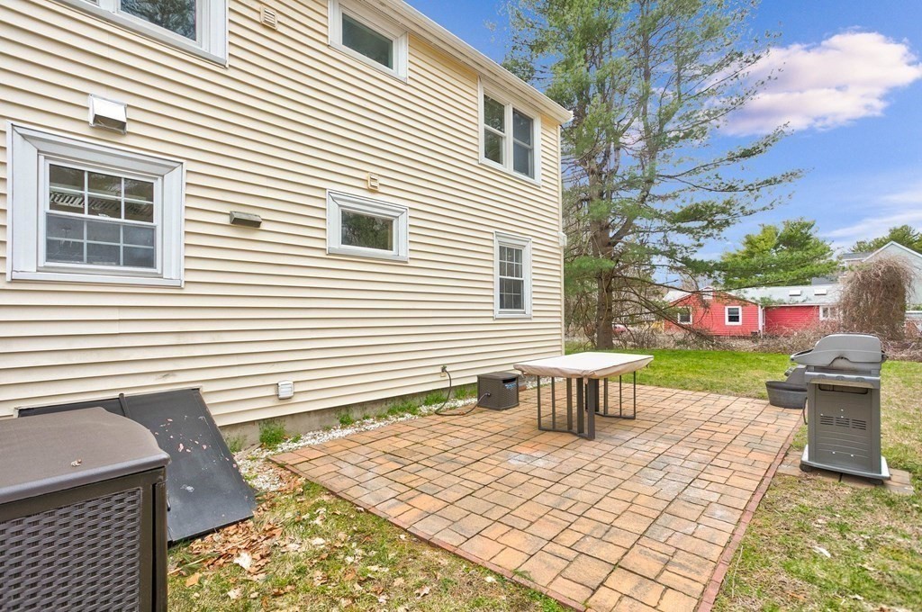 127 Elm Street North Reading, MA 01864 - Photo 23 of 25