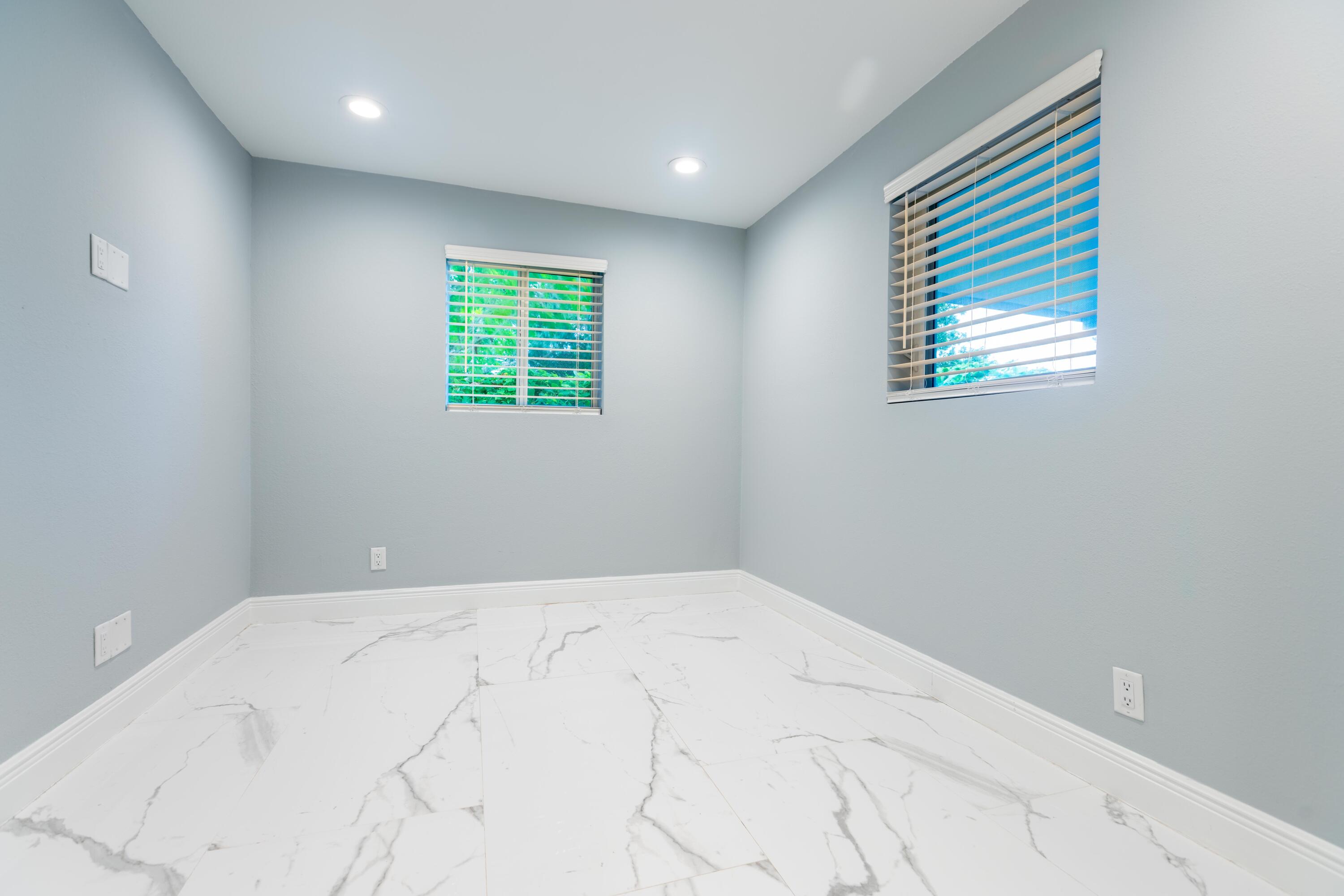 11 Judy Place Key Largo, FL 33037 - Photo 26 of 31 a view of a window in a room