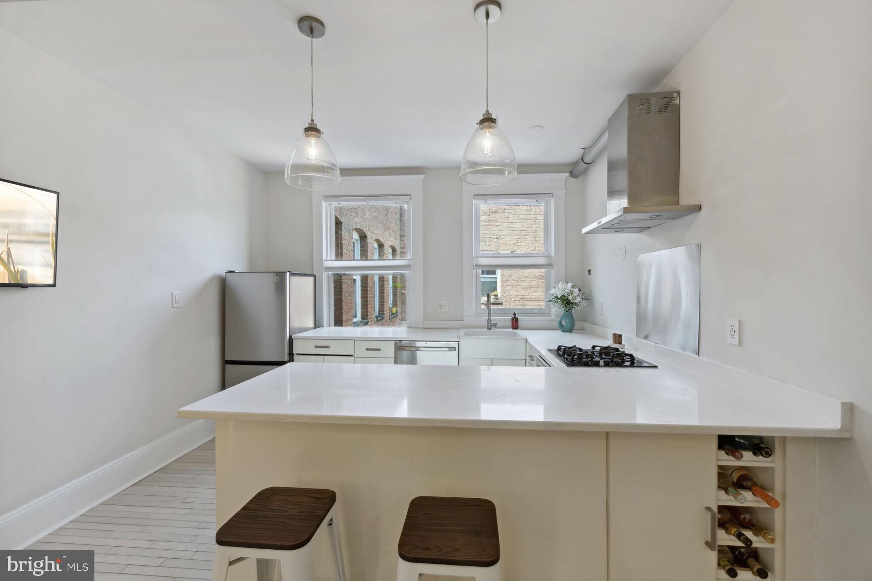 1736 Columbia Road Northwest, Unit 407 Washington, DC 20009 - Photo 17 of 40 Gallery Image 17