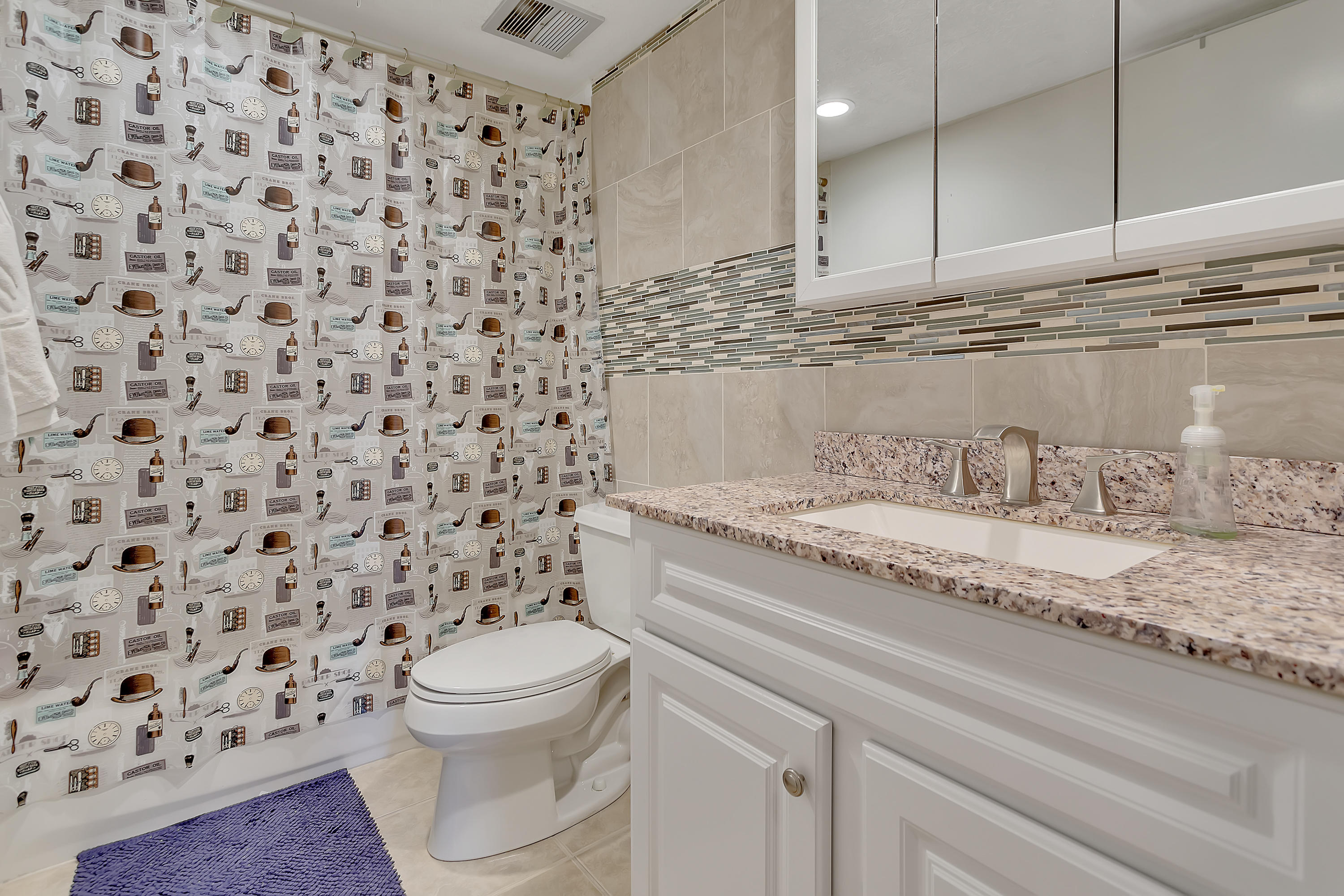 7920 East Camelback Road, Unit 504 Scottsdale, AZ 85251 - Photo 15 of 35 Bathroom 2