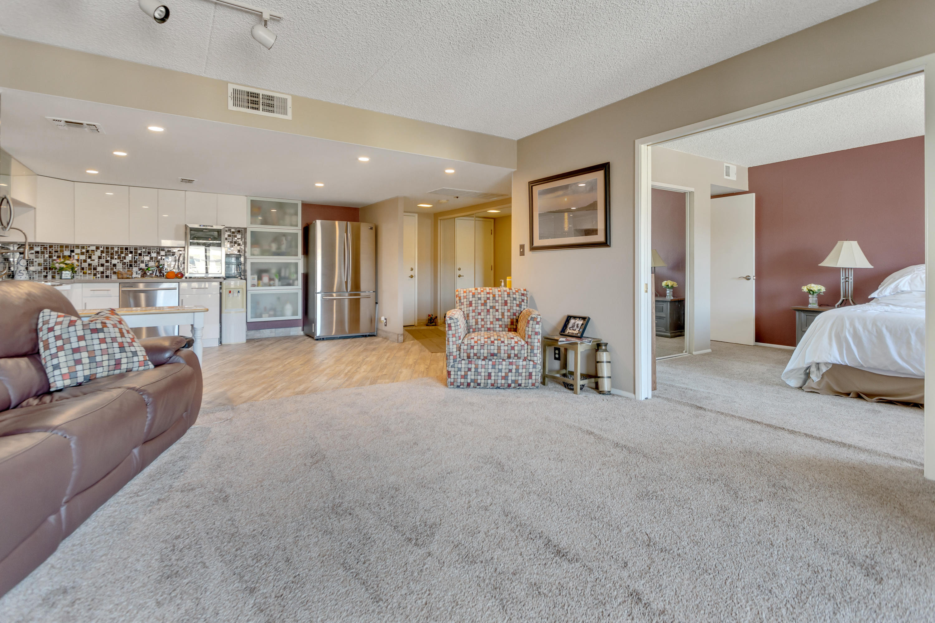 7920 East Camelback Road, Unit 504 Scottsdale, AZ 85251 - Photo 2 of 35 Living 1