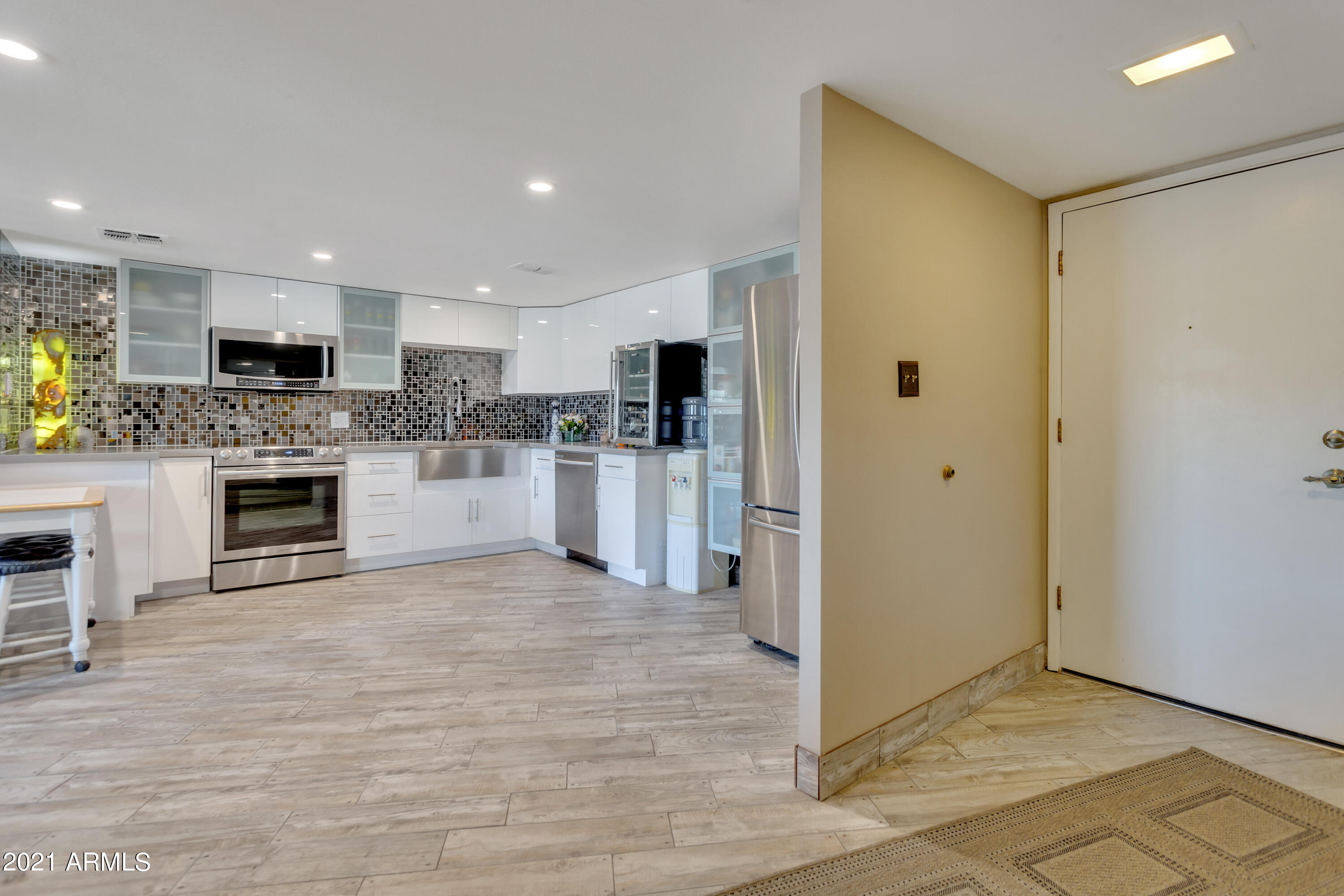 7920 East Camelback Road, Unit 504 Scottsdale, AZ 85251 - Photo 6 of 35 Entry
