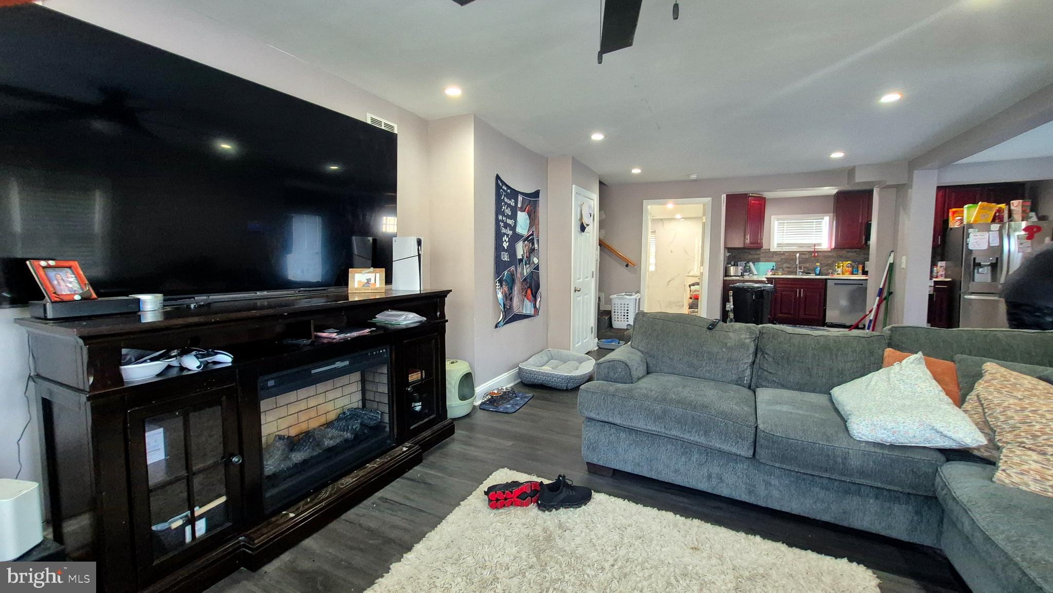 8059 Moro Street Philadelphia, PA 19136 - Photo 4 of 12