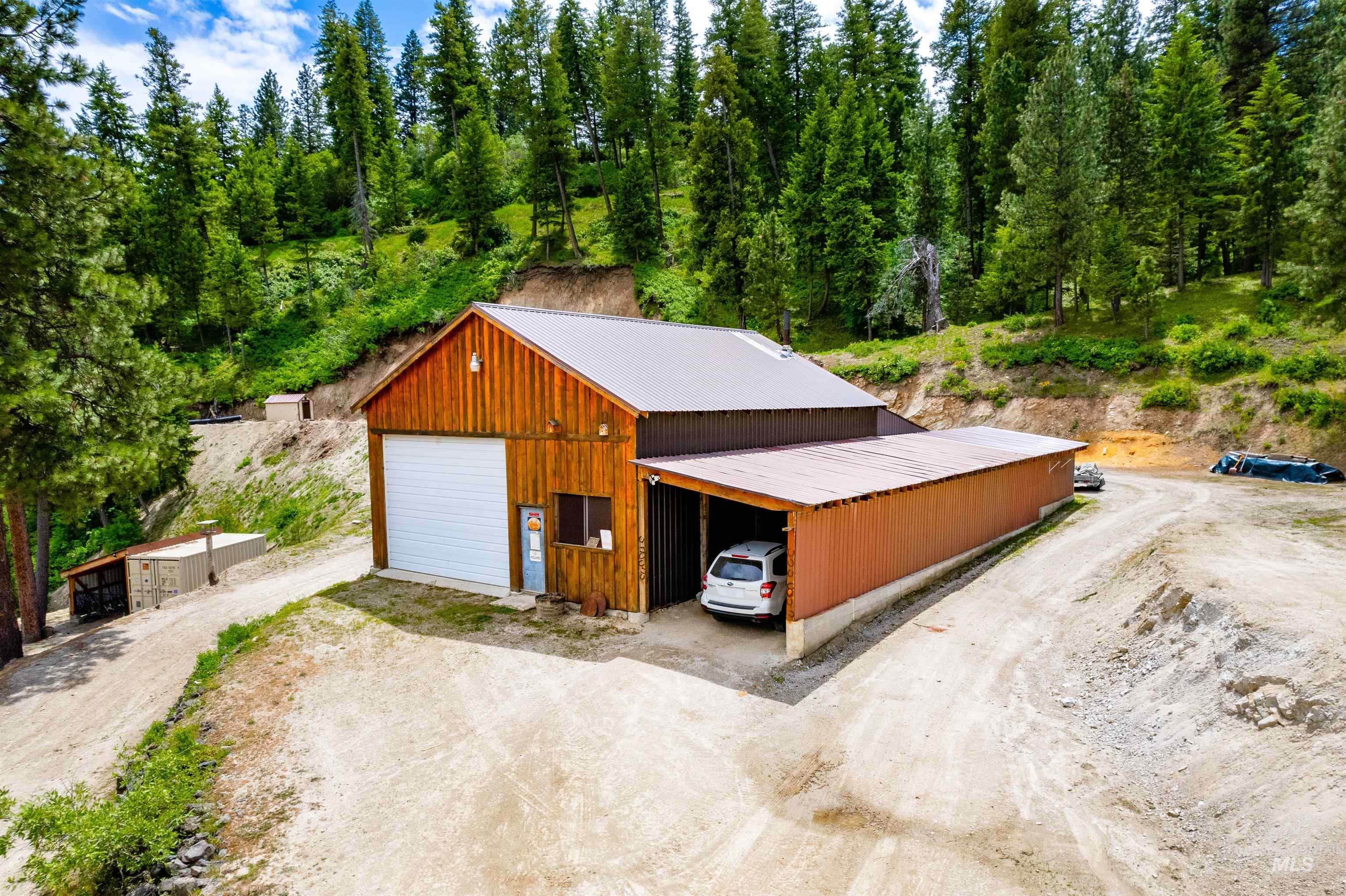 239 Tollgate Road Boise, ID 83716 - Photo 37 of 50 View of outbuilding with driveway