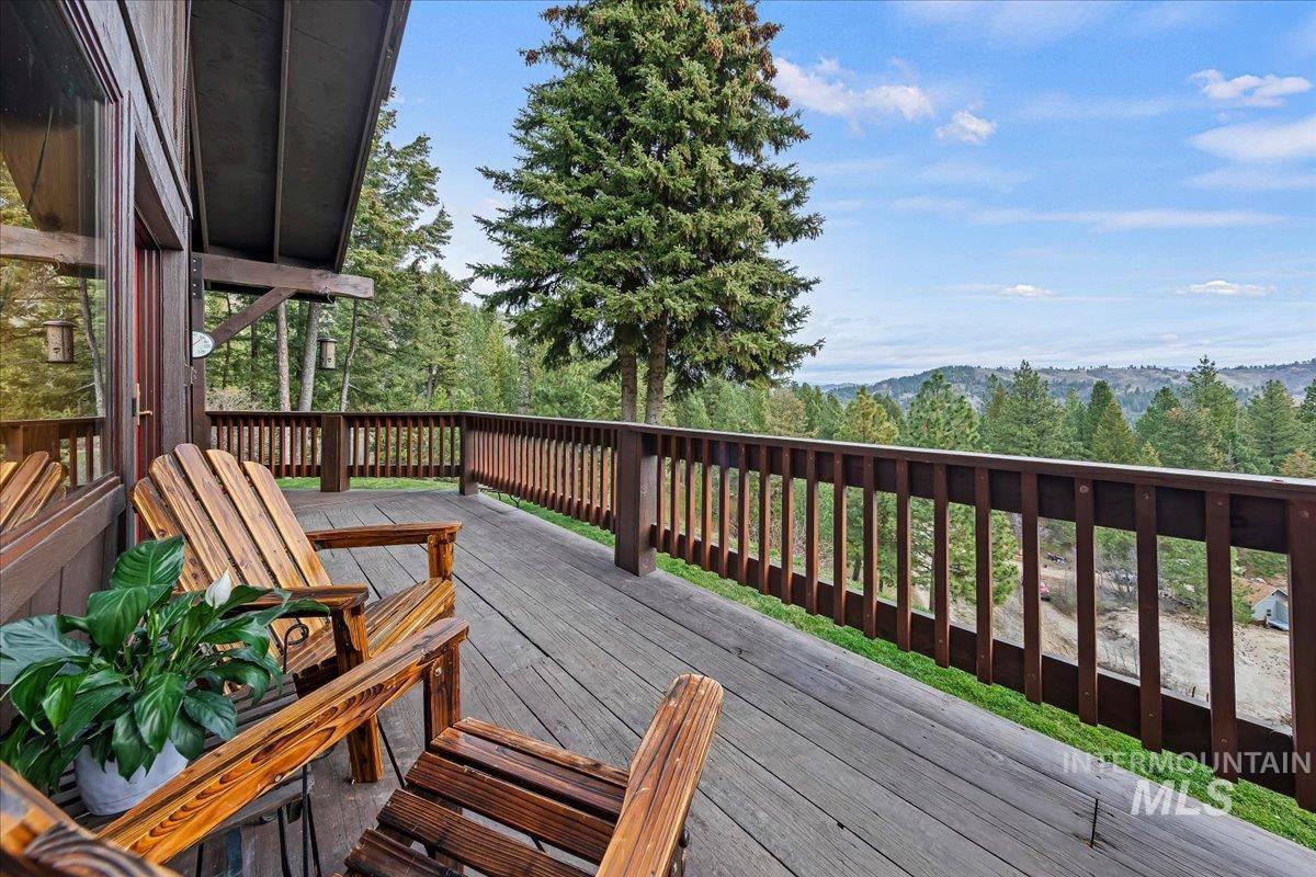 239 Tollgate Road Boise, ID 83716 - Photo 41 of 50 View of deck