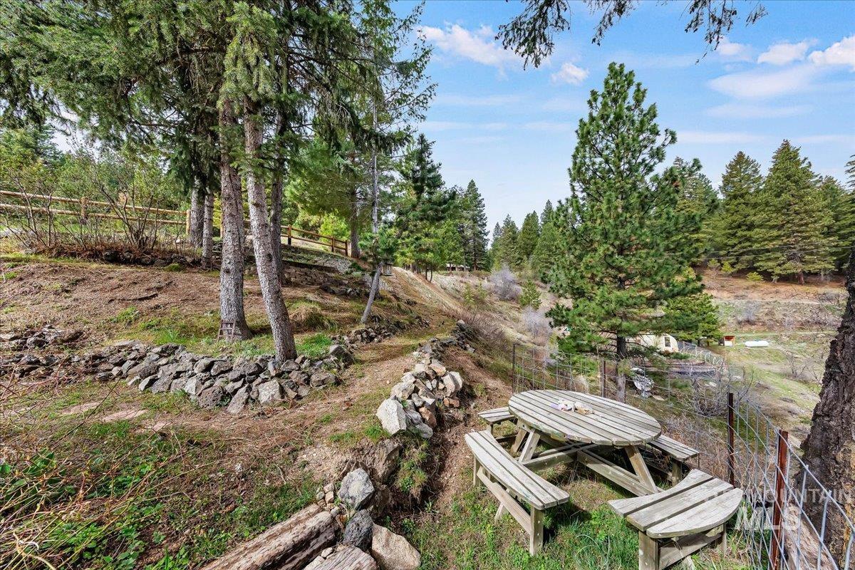 239 Tollgate Road Boise, ID 83716 - Photo 45 of 50 View of yard