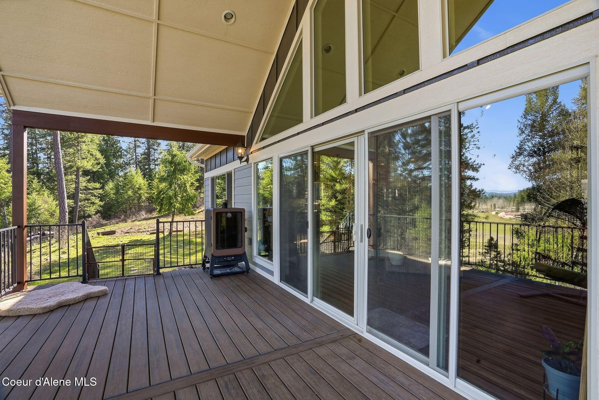 5774 West Kidd Island Road Coeur D'Alene, ID 83814 - Photo 41 of 66 Inside-Media-Kidd-31
