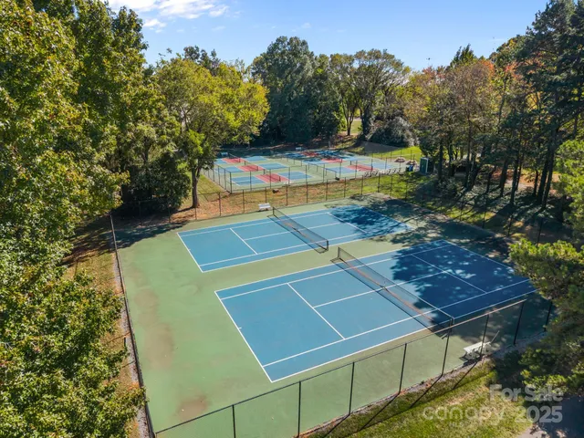 $450,000 | 907 Southwest Drive, Davidson, NC 28036