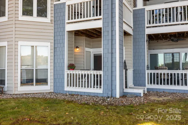 $450,000 | 907 Southwest Drive, Davidson, NC 28036