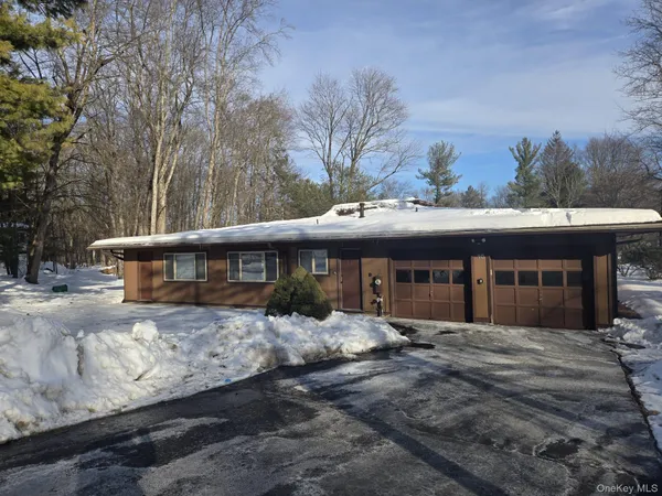 $4,600 | 10 Chestnut Drive, Pomona, NY 10970