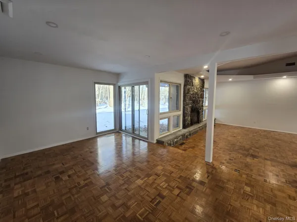 $4,600 | 10 Chestnut Drive, Pomona, NY 10970