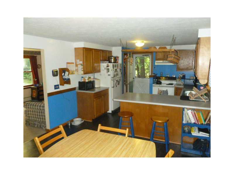 153 Cemetery Road Buxton, ME 04093 - Photo 6 of 19 Kitchen.