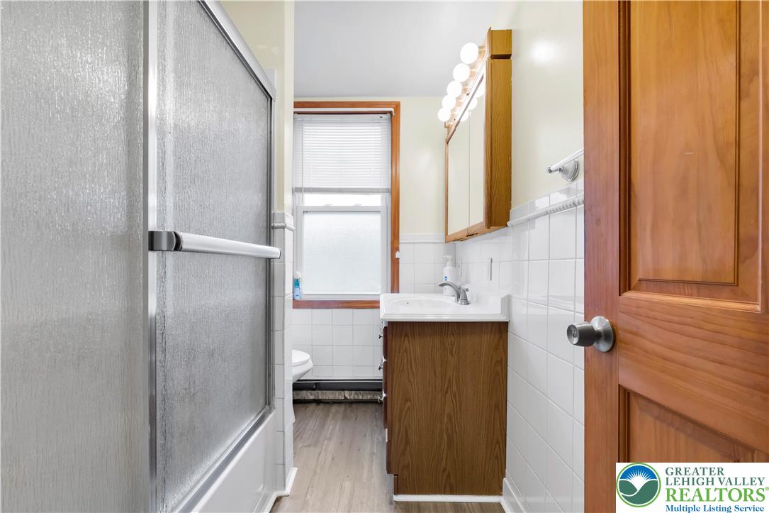 1211 Mechanic Street Bethlehem, PA 18015 - Photo 14 of 28