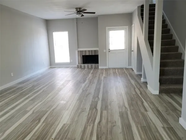 $1,900 | 11710 Southlake Drive, Unit 29, Houston, TX 77077