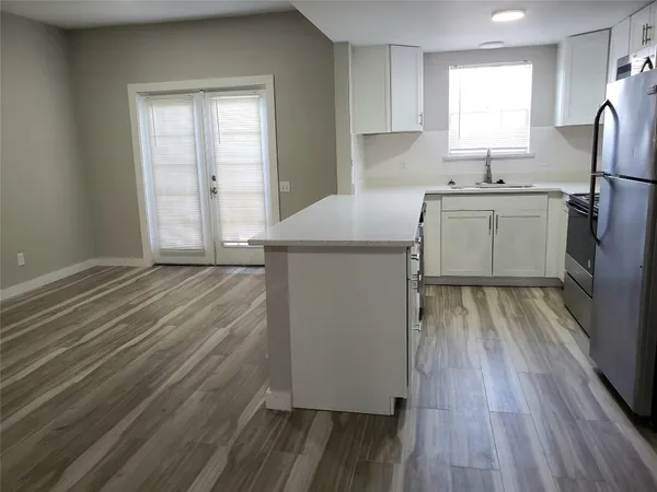 $1,900 | 11710 Southlake Drive, Unit 29, Houston, TX 77077