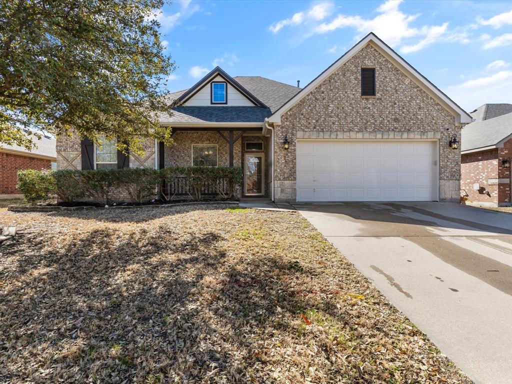 525 Leatherman Drive, Saginaw, TX 76179 Compass