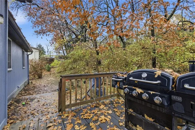 $385,000 | 5507 Noland Road, Shawnee, KS 66216