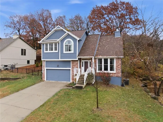 $385,000 | 5507 Noland Road, Shawnee, KS 66216