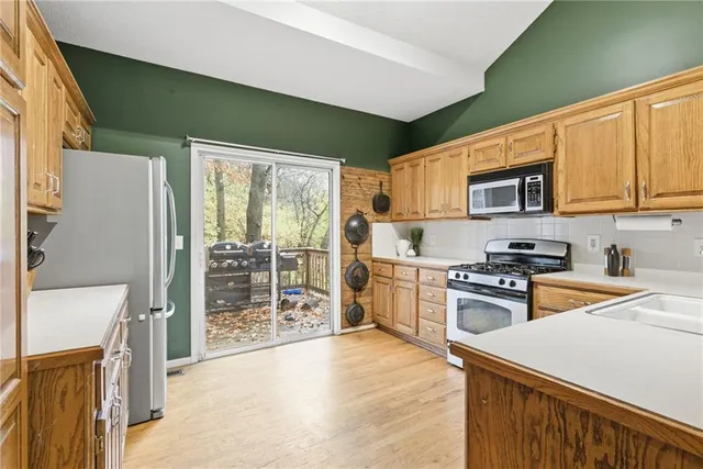 $385,000 | 5507 Noland Road, Shawnee, KS 66216