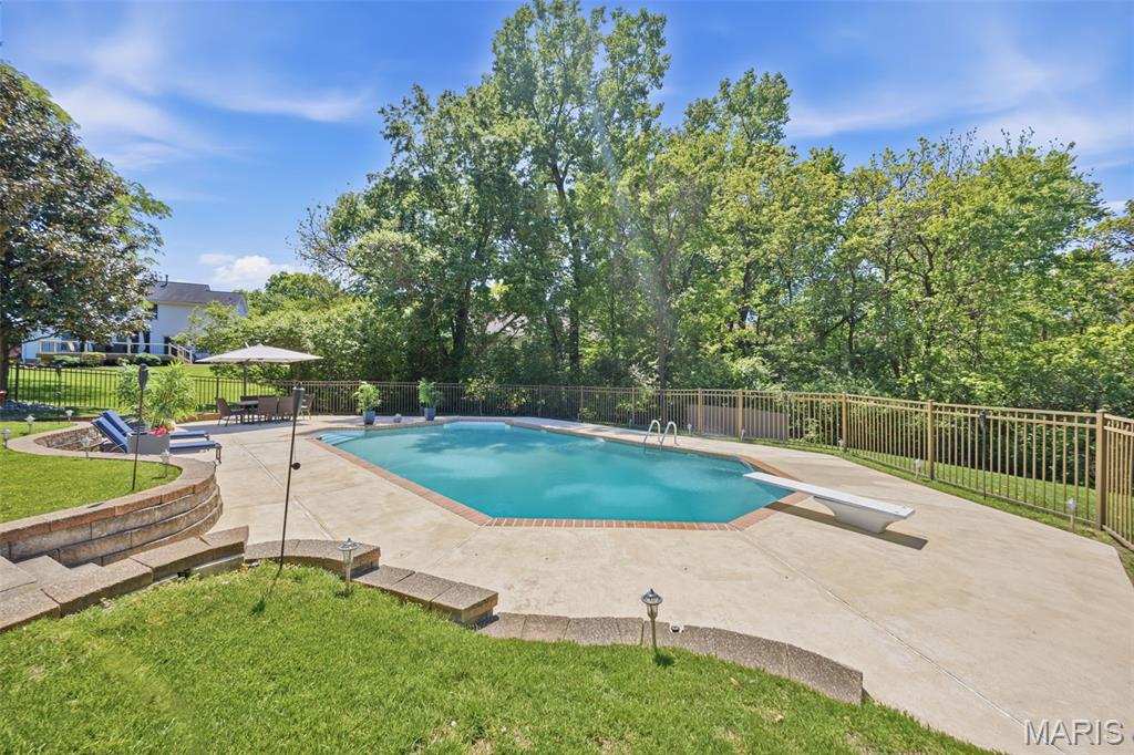 407 Berringer Place Ballwin, MO 63021 - Photo 64 of 78